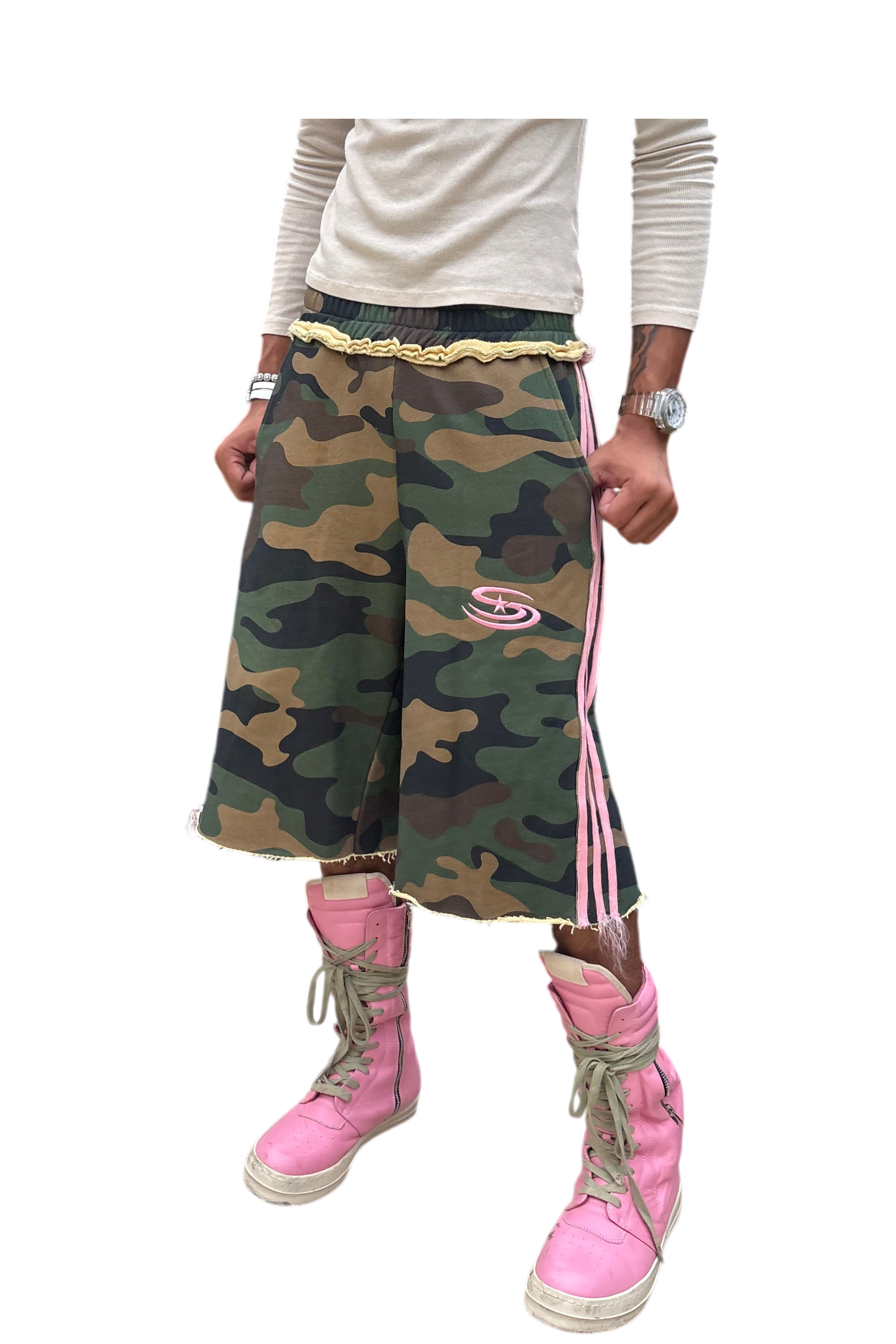 MILITARY CAMO EVERYDAY SWORTS